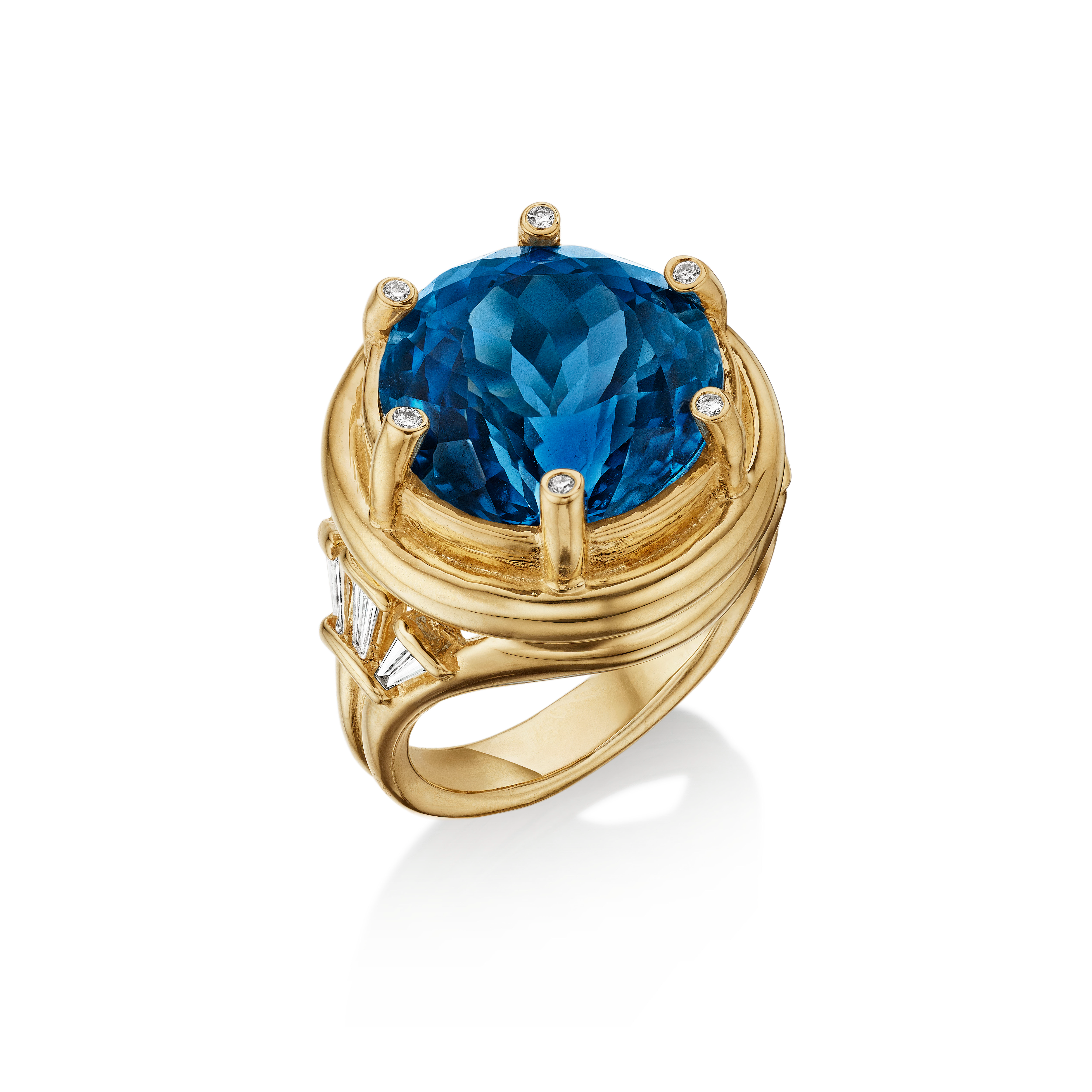 Ocean Deco Ring in Blue Sapphire